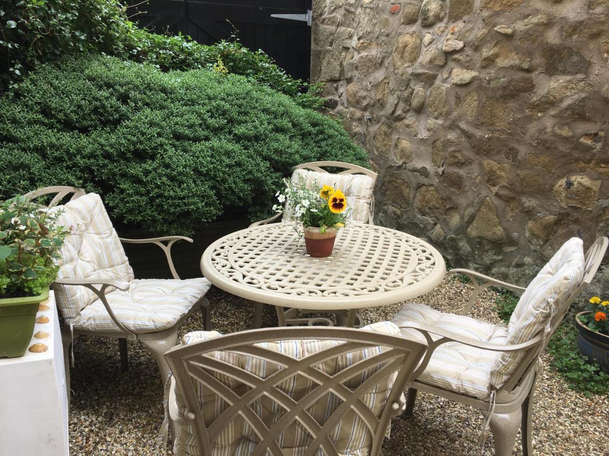 Peaseblossom House, A Charming Grade II Listed Building, In A Great Location In Alnwick Eksteriør billede